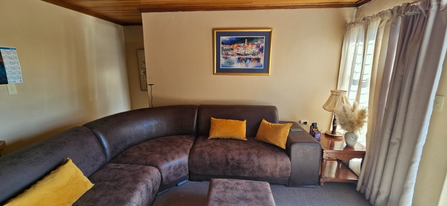 2 Bedroom Property for Sale in Pellissier Free State